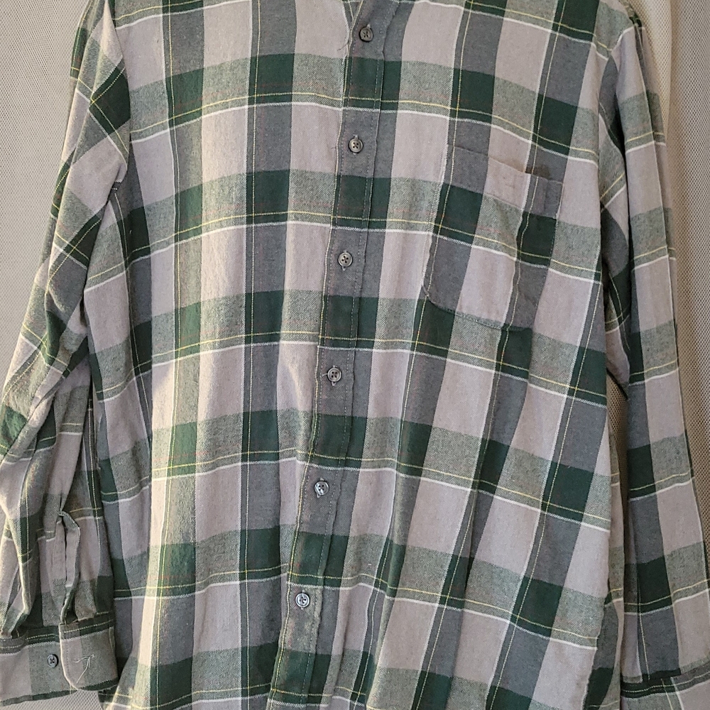 Club Room Men's Green and Gray Checkered Shirt